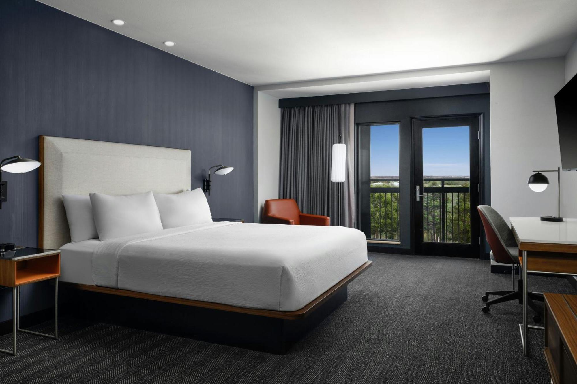 Courtyard By Marriott Dallas Dfw Airport North/Grapevine Exterior photo